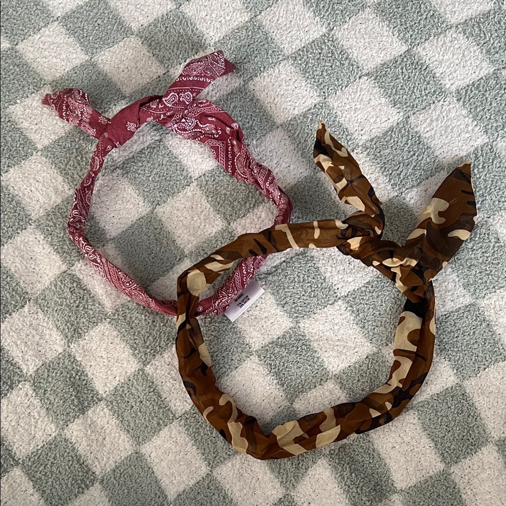 NWOT Wires Bandana and Camo Headbands Set